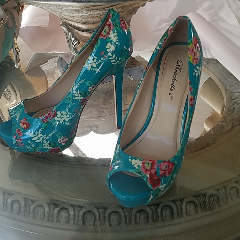 Breckelle's shoes